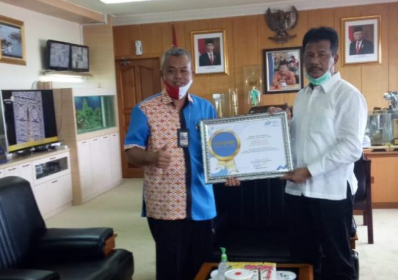 Sukses dan capai SPO, Wali Kota Batam Terima Penghargaan dari BPS
