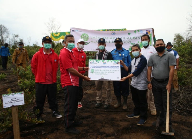 Tanam 500 pohon, BP Batam dan Jasa Raharja Kompak Hijaukan Batam